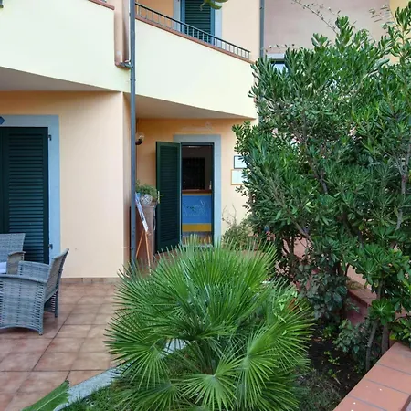 In Santa Teresa Near Apartment