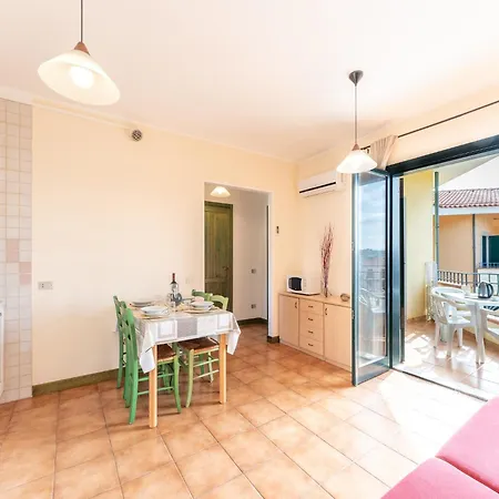 Apartament In Santa Teresa Near