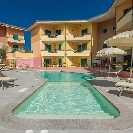 Apartment In Santa Teresa Near *